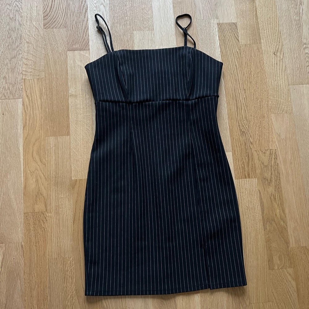 Forever 21 Pinstripe Dress - Size Large *New Condition*
